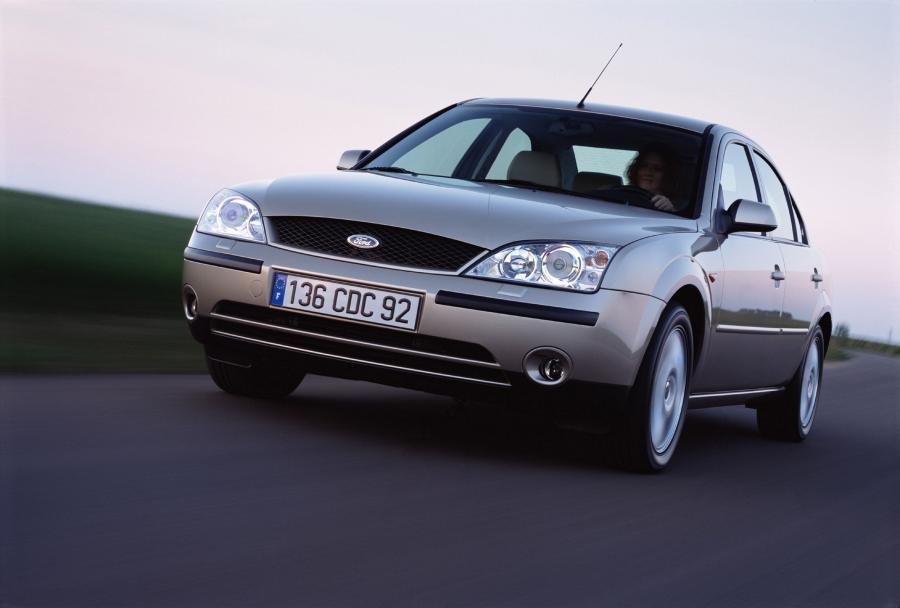  Ford Mondeo 2000 года  (фото 52 из 79)